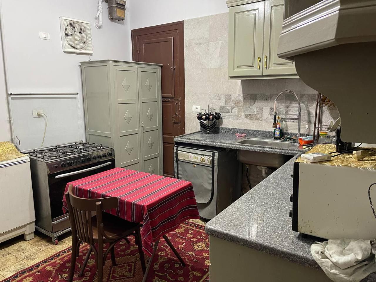 Wonderful Place In Dokki Apartment *
